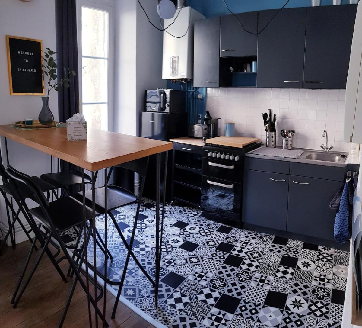 Malo Intra-muros T2, On Foot! Appartement Saint-Malo